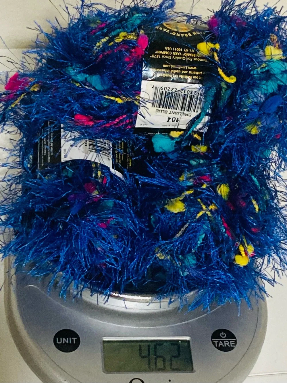 1 NWT ++ (4.62oz / 131g total) Fancy Fur Eyelash Novelty Yarn 104 Brilliant Blue
